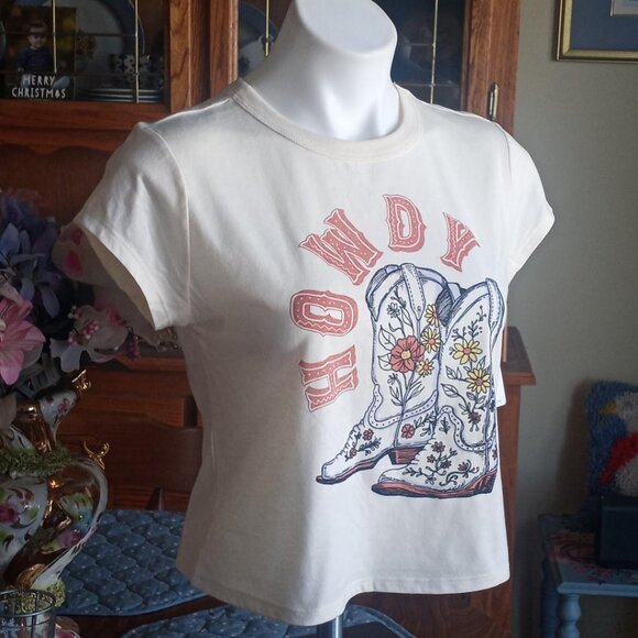 Rebellious One Graphic Tee - Picture 2 of 6